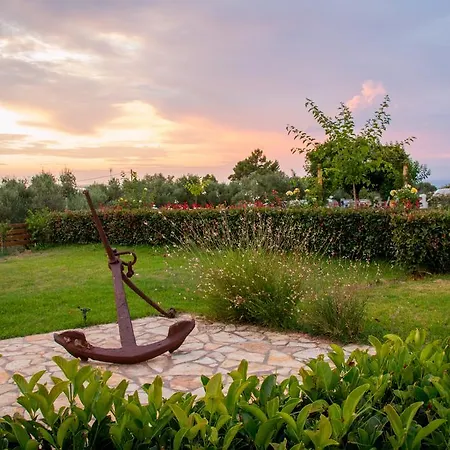 Διαμέρισμα Ta Spitakia Tsarbopoulos *