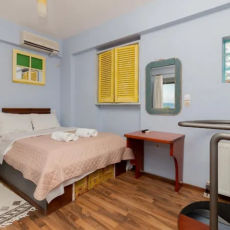 Ta Spitakia Tsarbopoulos * Κυπαρισσία