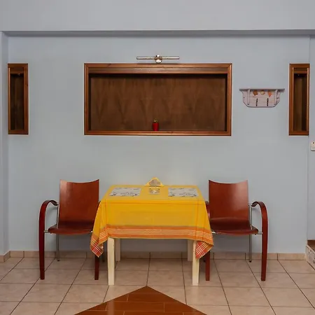 Ta Spitakia Tsarbopoulos *