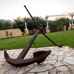 Ta Spitakia Tsarbopoulos