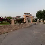 Ta Spitakia Tsarbopoulos *