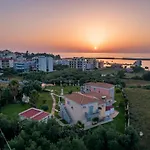 Ta Spitakia Tsarbopoulos Appartamento