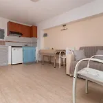 Ta Spitakia Tsarbopoulos *