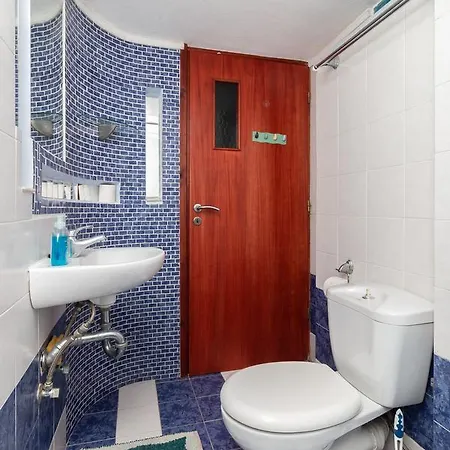 Ta Spitakia Tsarbopoulos Apartamento *
