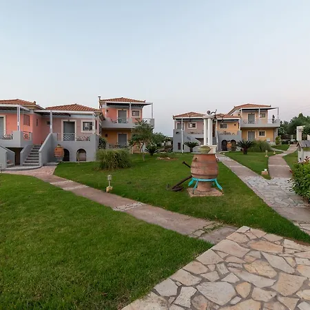 Ta Spitakia Tsarbopoulos Apartamento *