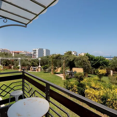 Ta Spitakia Tsarbopoulos Apartamento *