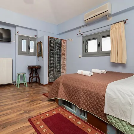 Ta Spitakia Tsarbopoulos Kyparissia