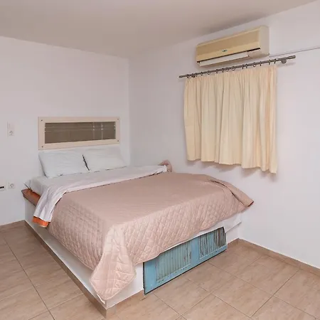Ta Spitakia Tsarbopoulos Kyparissia