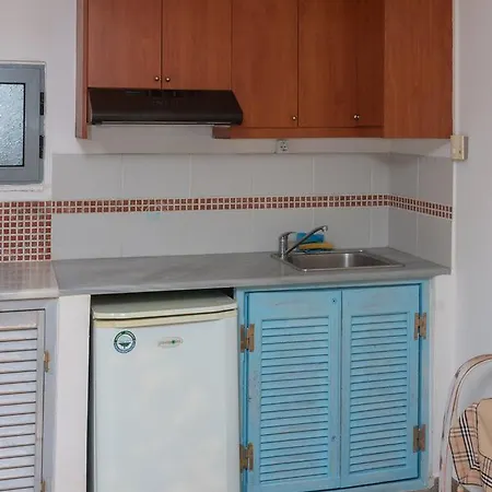 Ta Spitakia Tsarbopoulos