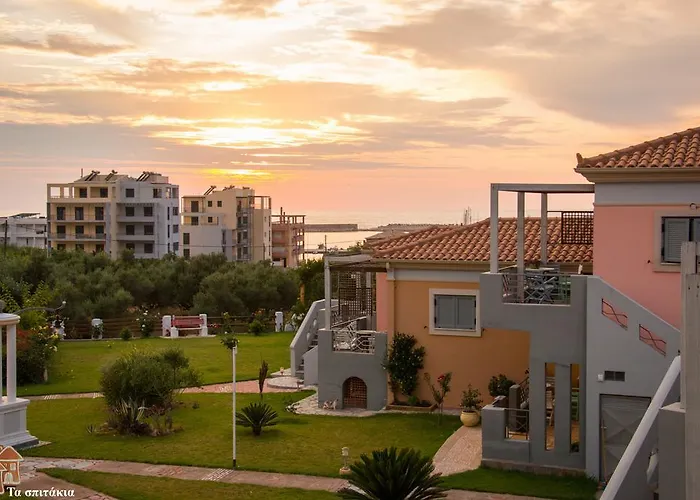 Ta Spitakia Tsarbopoulos Lägenhet Kyparissia