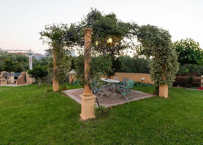 Ta Spitakia Tsarbopoulos Kyparissia