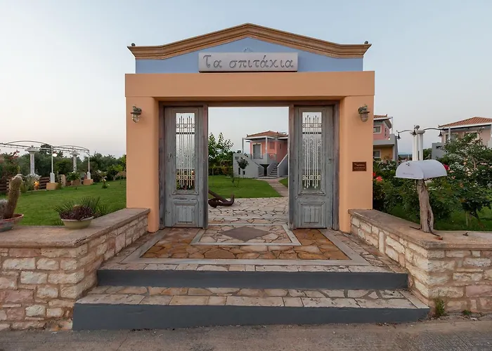 Ta Spitakia Tsarbopoulos Lägenhet Kyparissia