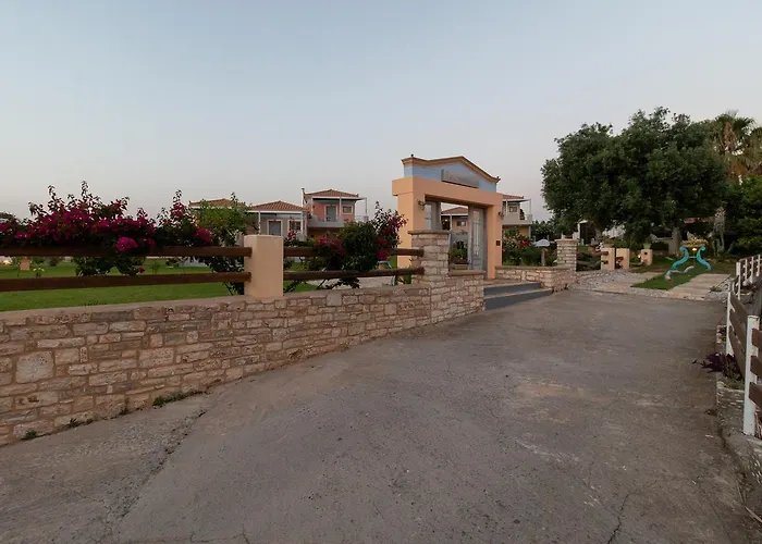 Ta Spitakia Tsarbopoulos *