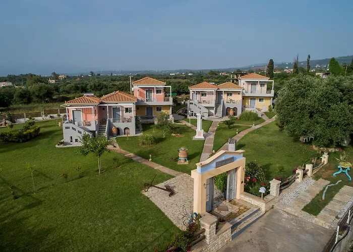 Ta Spitakia Tsarbopoulos * Kyparissia