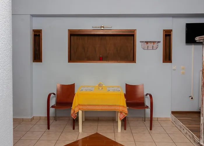 Ta Spitakia Tsarbopoulos *