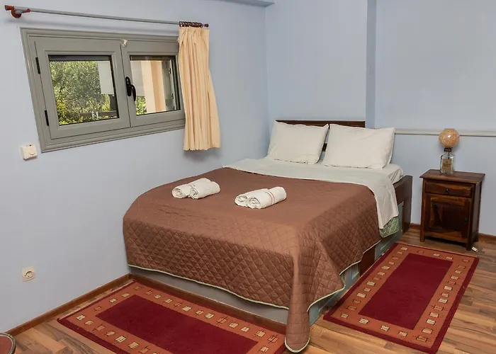 Ta Spitakia Tsarbopoulos Apartman *