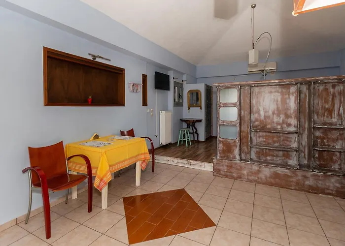 Ta Spitakia Tsarbopoulos Kyparissia