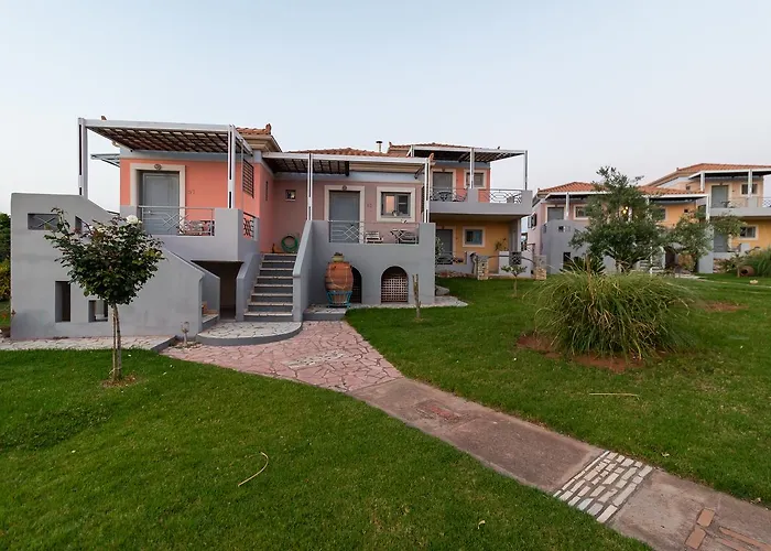 Ta Spitakia Tsarbopoulos *