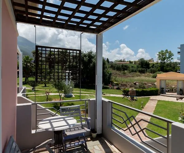 Apartman Ta Spitakia Tsarbopoulos Kipariszía